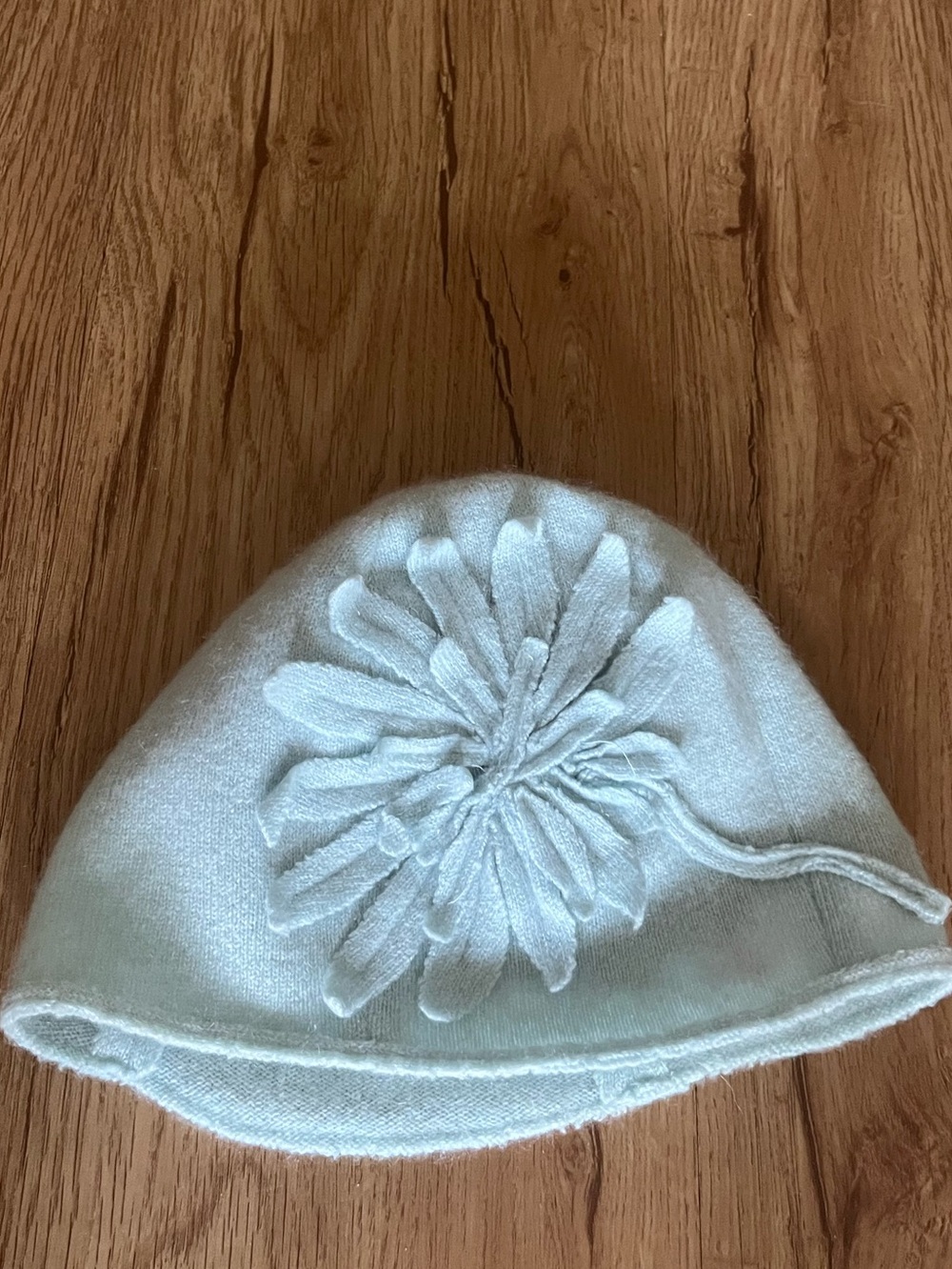 Vintage Cashmere by Koi 100% Cashmere Mint Blue Floral Beanie Hat Soft Knit
